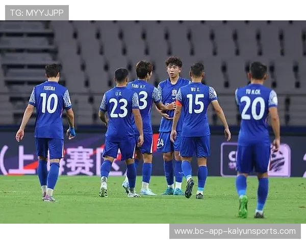 申花后防失误酿丢球教练痛批防线漏洞称提升防守水平已成当务之急 申花后防失误酿丢球教练痛批防线漏洞称提升防守水平已成当务之急