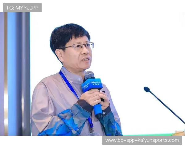 灰熊抓框争议与情绪管理！年轻核心需要更成熟