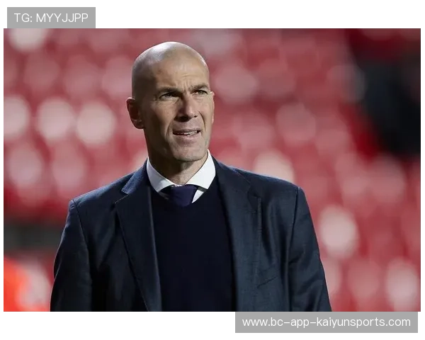 齐祖回归倒计时?齐达内放话“很快重返教练席”揭秘未来豪门新篇章 齐祖回归倒计时?齐达内放话“很快重返教练席”揭秘未来豪门新篇章