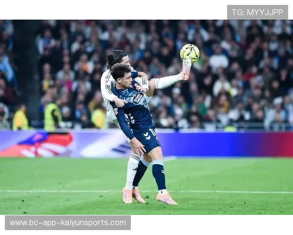 西甲皇马中路穿插致命，胜利在望