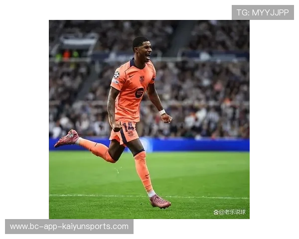 拉什福德反越位单刀挑射命中